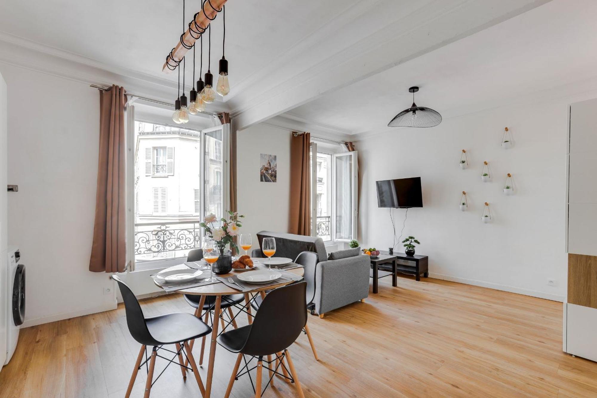 Montmartre & Sacre-Coeur - 2Br - Cityapartmentstay Parigi Esterno foto